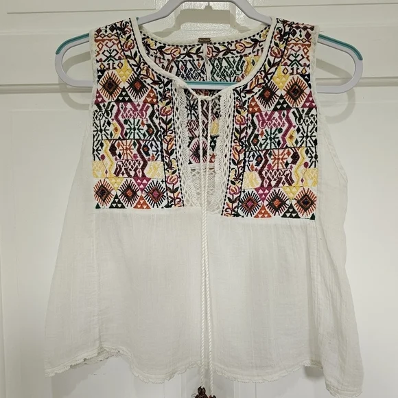 Free People Lohri Embroidered Tassel Top Size S - Picture 3 of 16